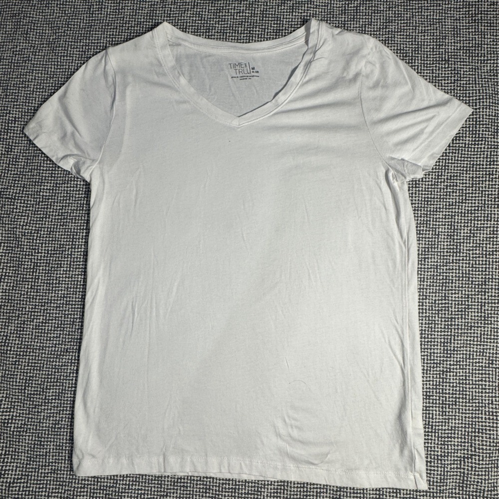 Time and Tru Womens White V-Neck Short Sleeve T-Shirt Size M 8-10 Regular Fit